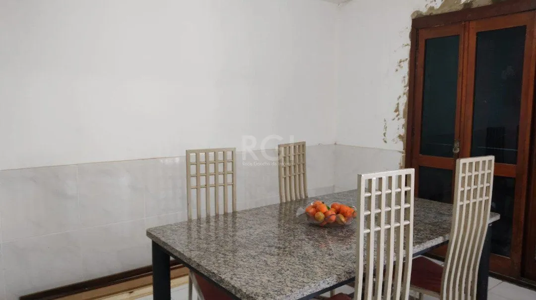 Imagem Casa para Venda - 236m², 4 dormitórios, 5 vagas - Vila São José