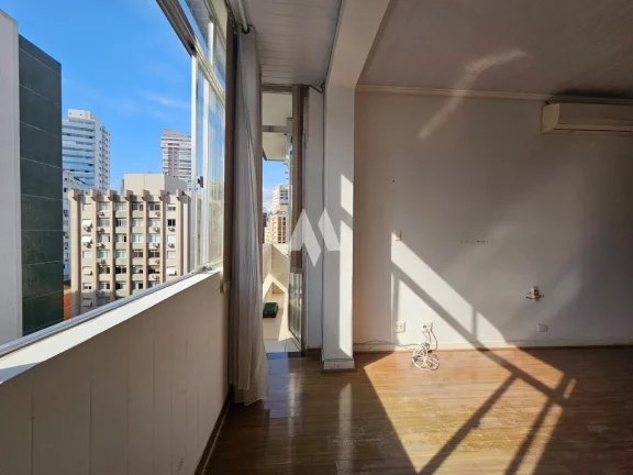 Imagem Apartamento 02 quartos, vista mar na quadra da praia no Boqueirão, garagem, dependência completa.