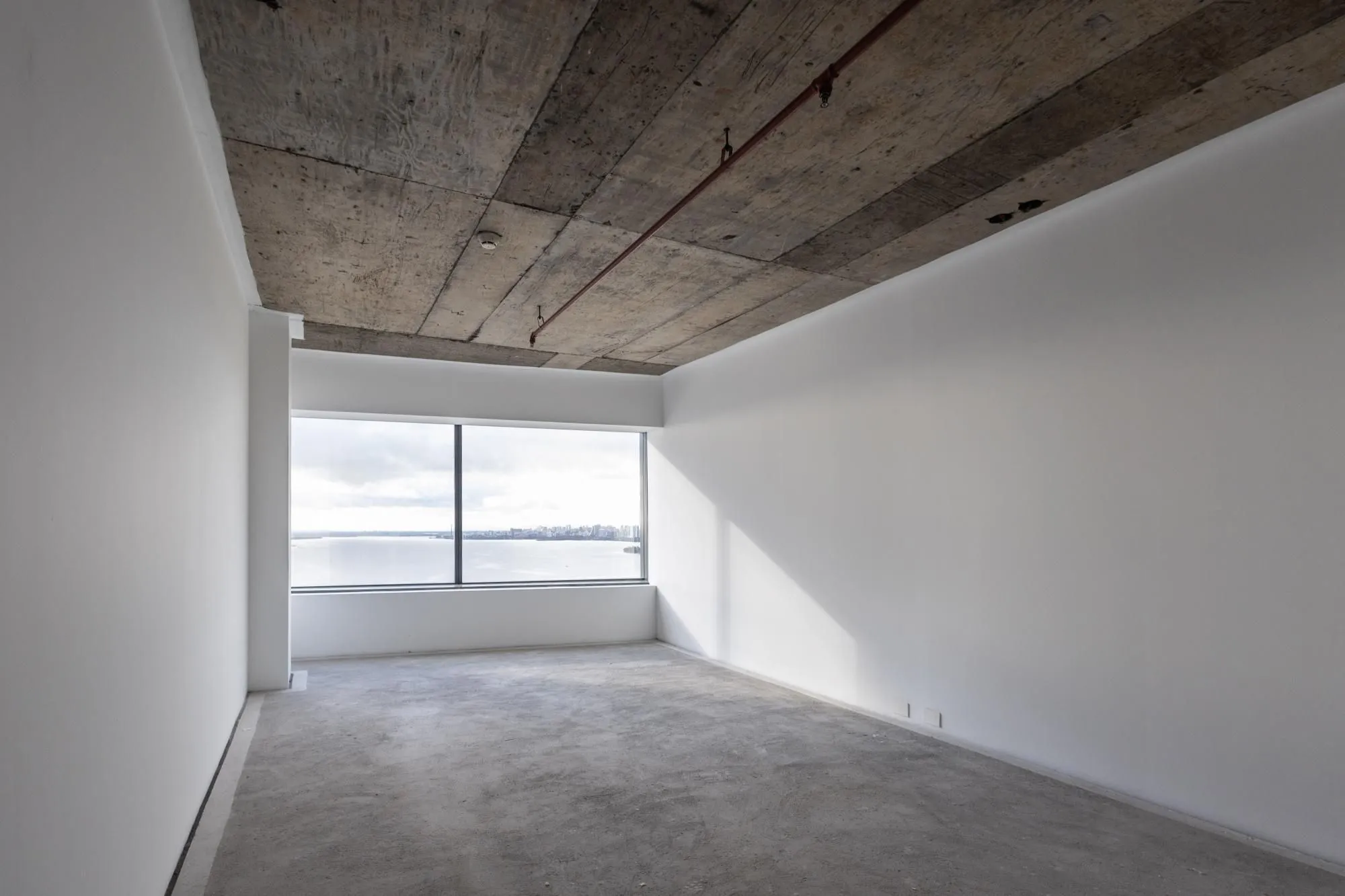 Imagem Sala Comercial no Pontal