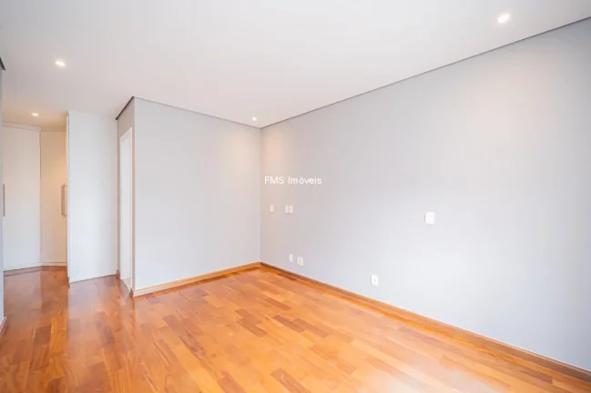 Imagem Apartamento à venda em Moema de 168m²