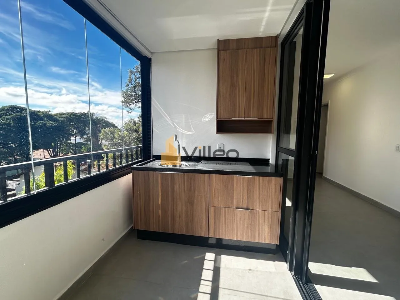 Imagem Descubra o equilíbrio perfeito entre conforto, modernidade e localização privilegiada neste elega...