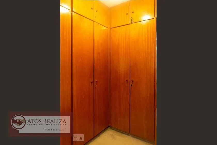 Imagem Venda Sobrado Interlagos: 300m², 3 Suítes por R$796.000