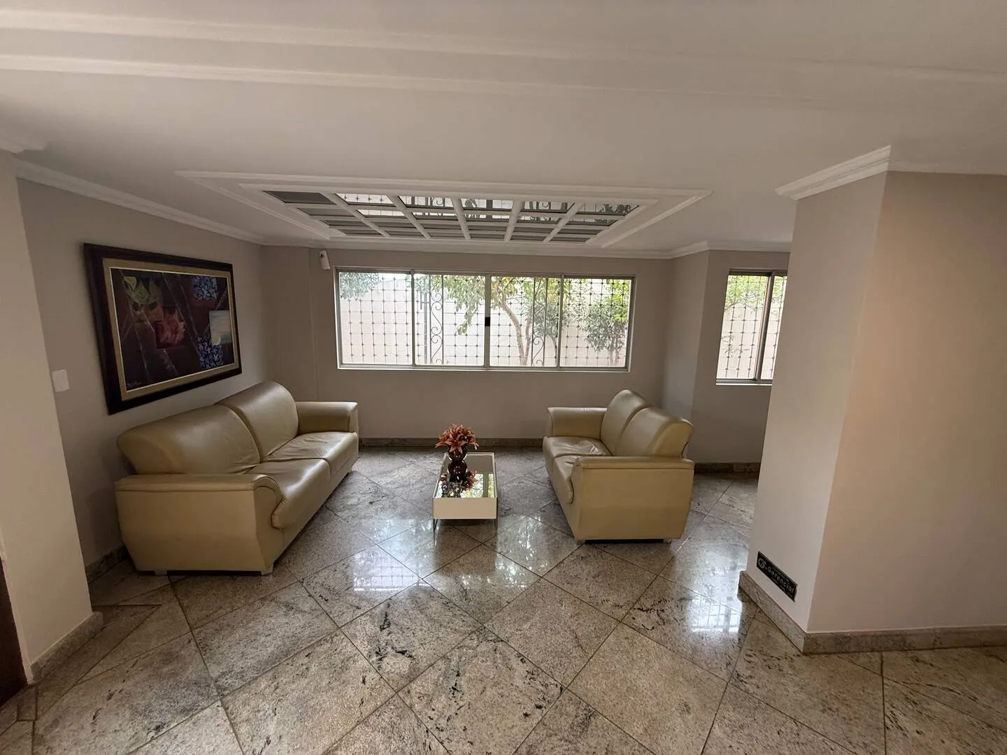 Foto do imóvel Apartamento 1 quarto Edifício Tarumã Bairro Pico do Amor em Rua São Judas Tadeu