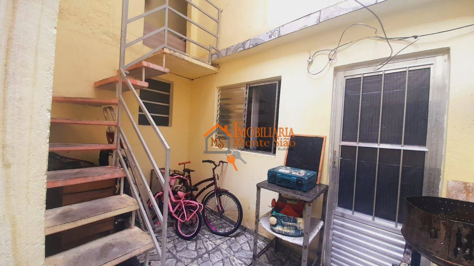 Imagem Sobrado com 4 dormitórios à venda, 150 m² por R$ 424.000,00 - Cidade Parque São Luiz - Guarulhos/SP