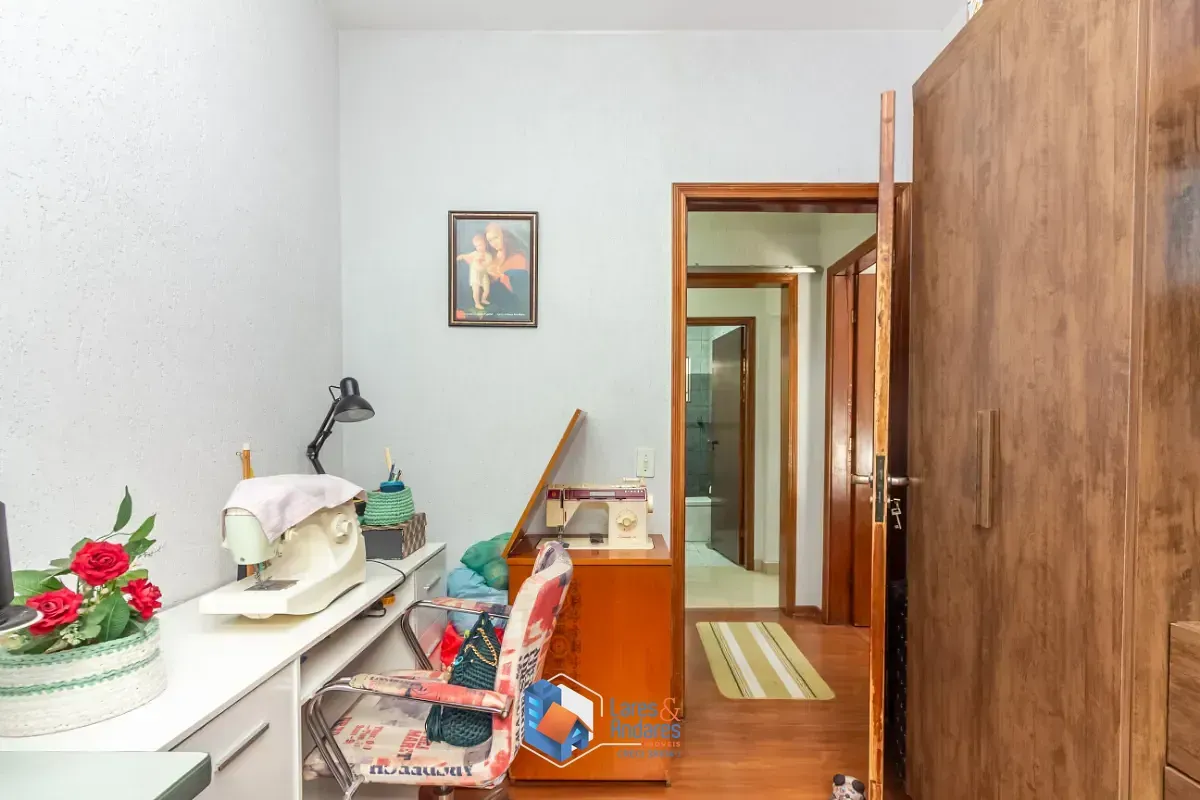 Imagem Casa para venda em Chácara Inglesa com 3 quartos, sendo 1 suíte, 187m²