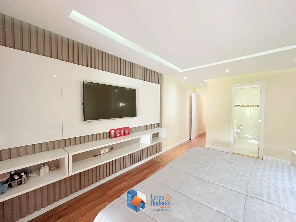 Imagem Sobrado para venda em Vila Pirituba com 4 quartos, sendo 4 suítes, 245m²