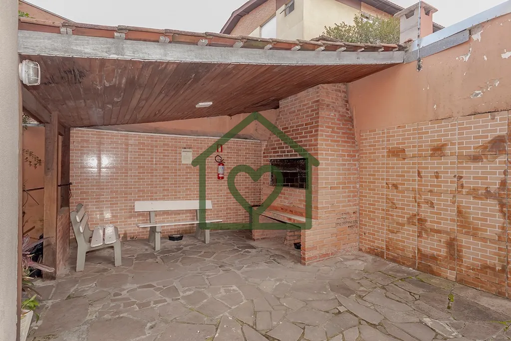 Imagem Descubra seu novo lar em Porto Alegre! Apresentamos um encantador apartamento à venda, localizado n...