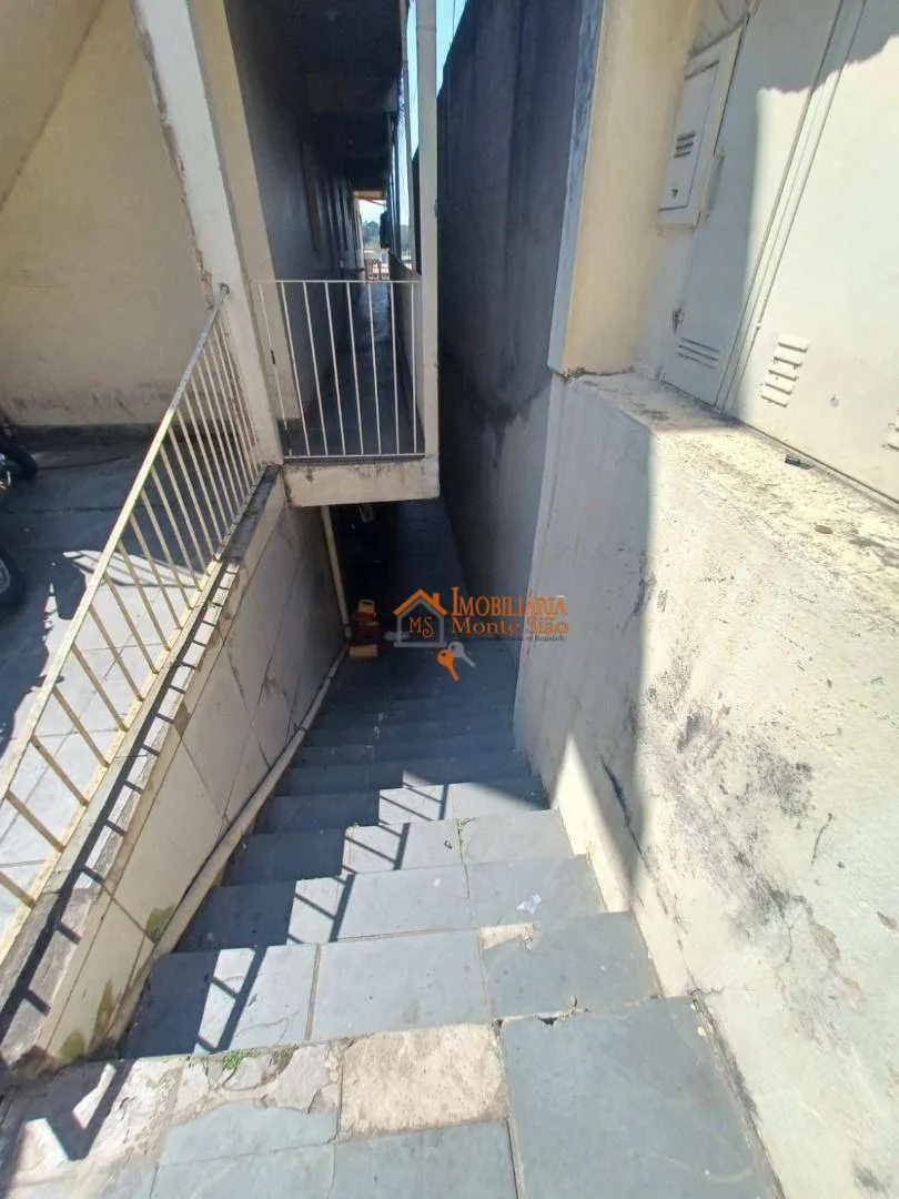 Imagem Casa com 6 dormitórios à venda, 150 m² por R$ 285.000,00 - Cidade Soberana - Guarulhos/SP