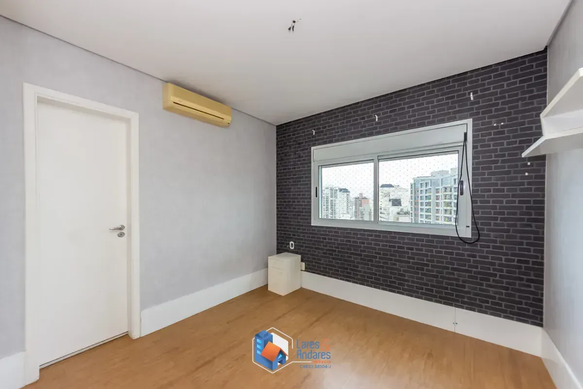 Imagem Apartamento para venda em Vila Uberabinha com 4 quartos, sendo 3 suítes, 233m²