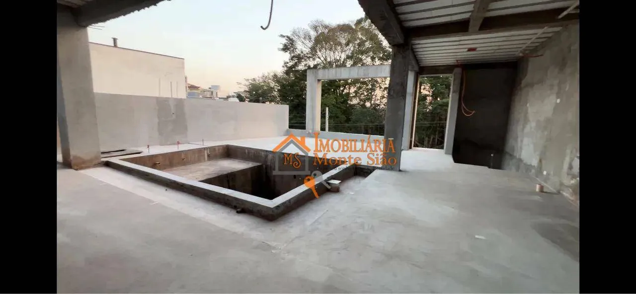 Imagem Casa com 3 dormitórios à venda, 300 m² por R$ 2.390.000,00 - Mogi Moderno - Mogi das Cruzes/SP