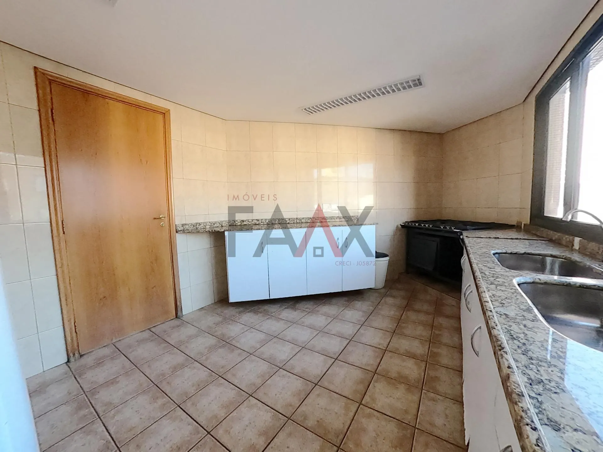 Imagem Apartamento à venda no Edifício Bourbon em frente ao Teatro Municipal no centro