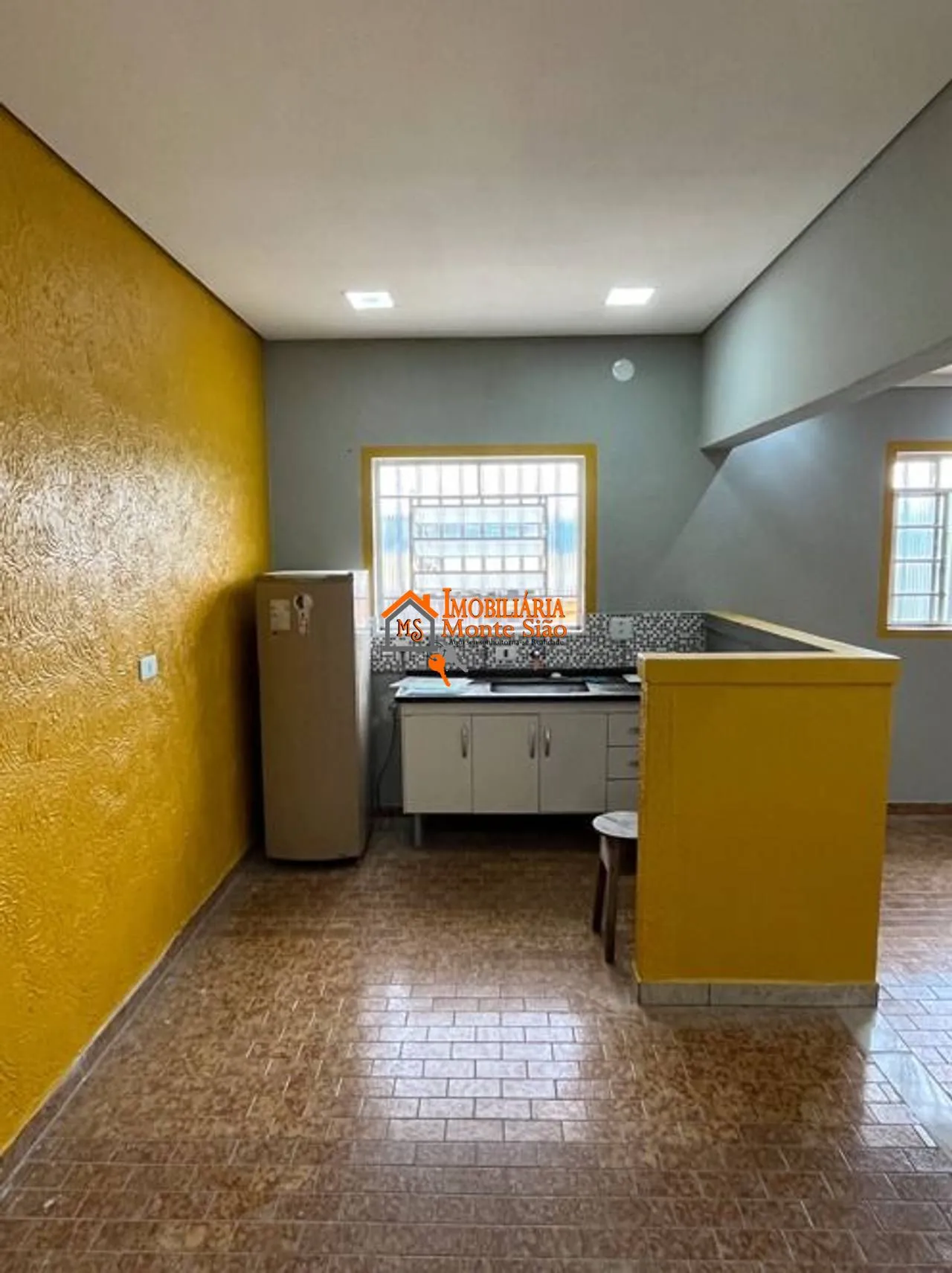 Imagem Casa com 2 dormitórios para alugar, 120 m² por R$ 1.936/mês - Vila Carmela I - Guarulhos/SP