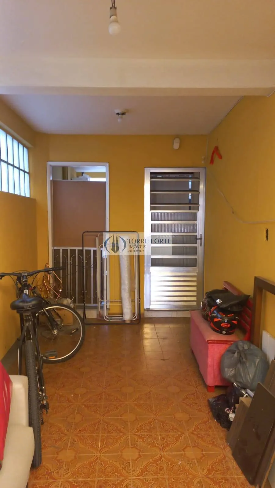 Imagem 2 casas com 3 dormitórios 4 banheiros + 1 salão na Vila Mafra