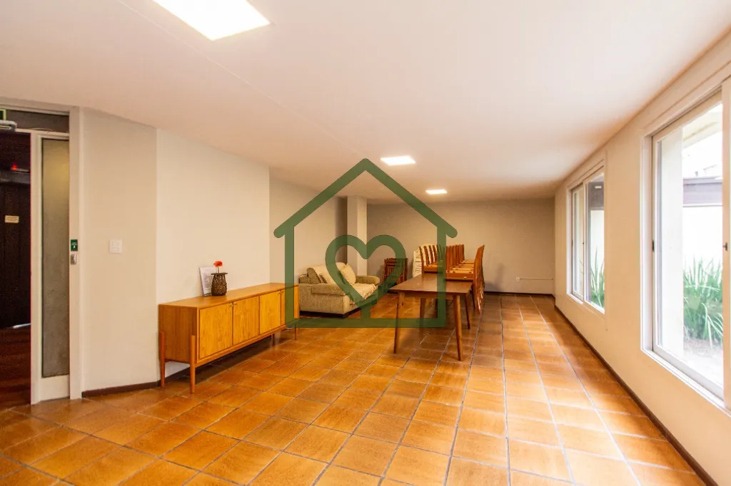 Imagem Apartamento de 2 dormitorios com garagem no bairro Santana! 
Desocupado! Ótimo apartamento de 2 dor...