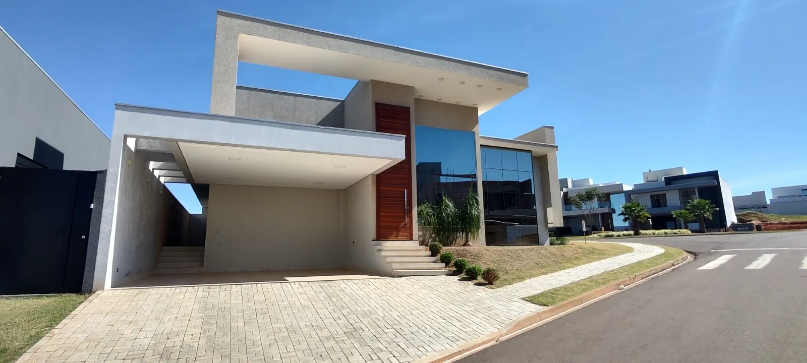 Imagem Casa 292m Umuarama-PR 182