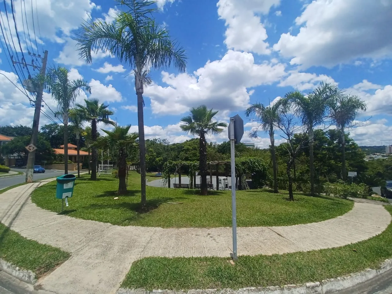 Imagem Impressionante casa térrea de 400m² com 5 dormitórios no Terras de São Lucas