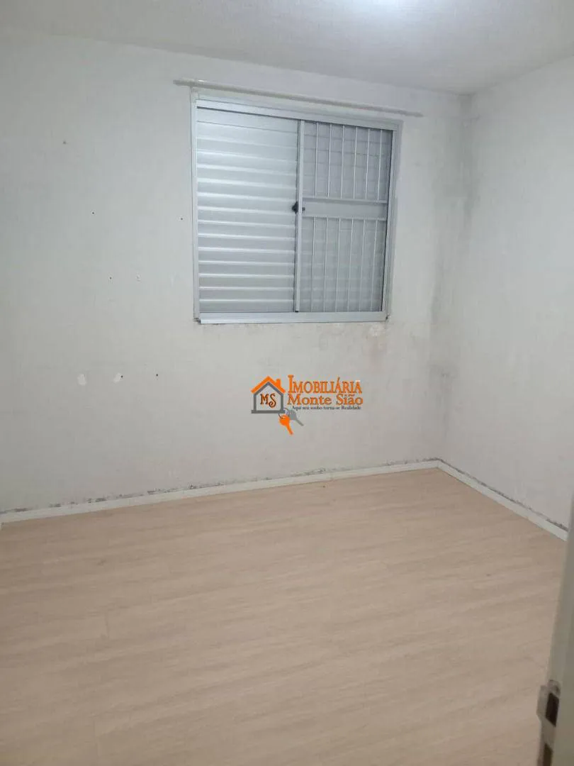 Imagem Apartamento térreo com 2 dormitórios à venda, 47 m² por R$ 190.000 - Vila Alzira - Guarulhos/SP