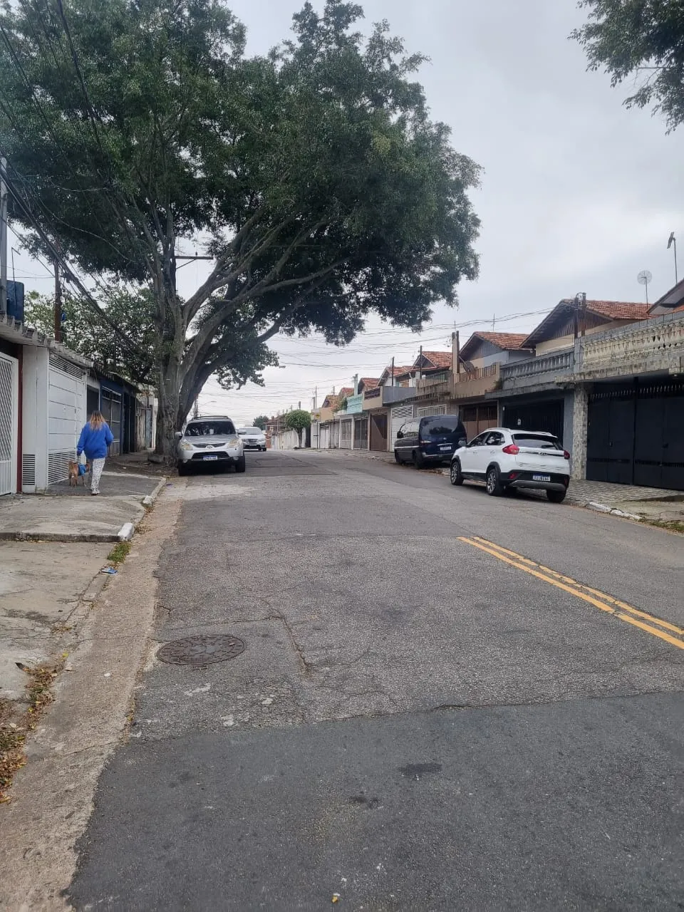 Imagem VENDO LINDO SOBRADO 03 DORMITÓRIOS NO BAIRRO INGAÍ!