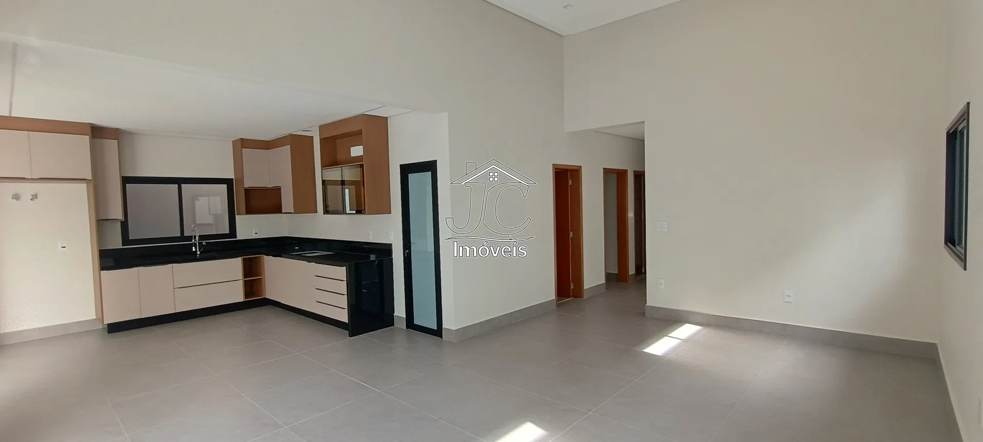 Imagem Casa com 3 suítes no Condomínio Portal do Jequitiba-Valinhos