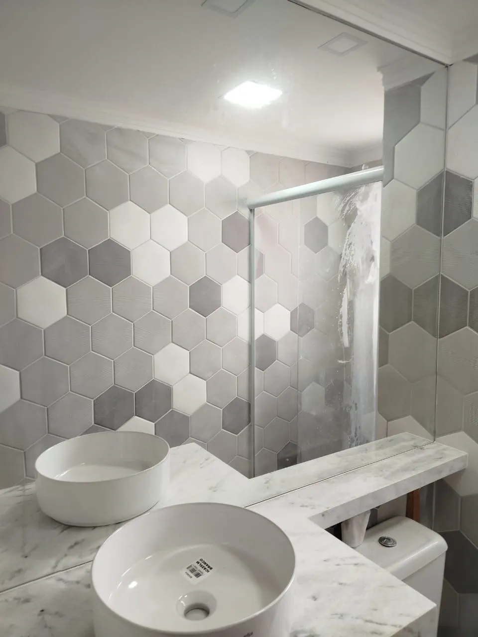 Imagem Apartamento em andar alto - Residencial Paris estuda permuta por lote