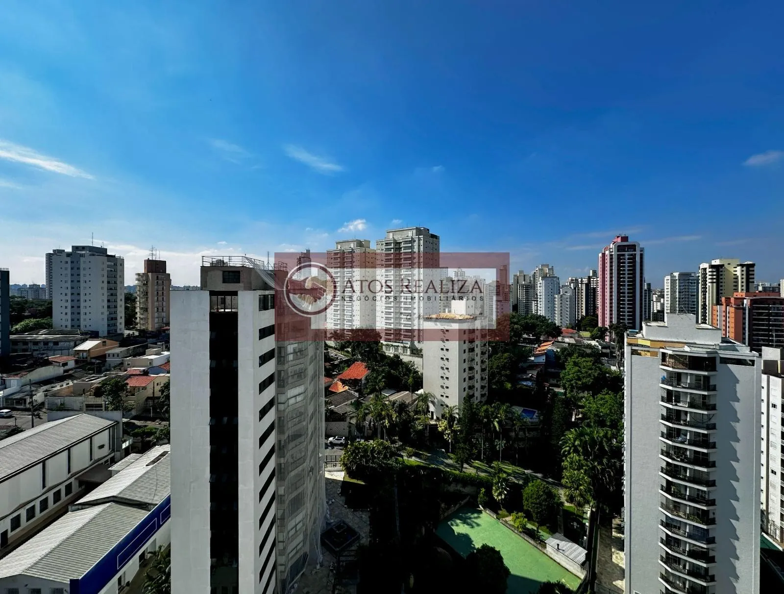 Imagem Venda luxuoso Apartamento 274m² com 4 dormitórios, 3 vagas de garagem, na Vila Alexandria.