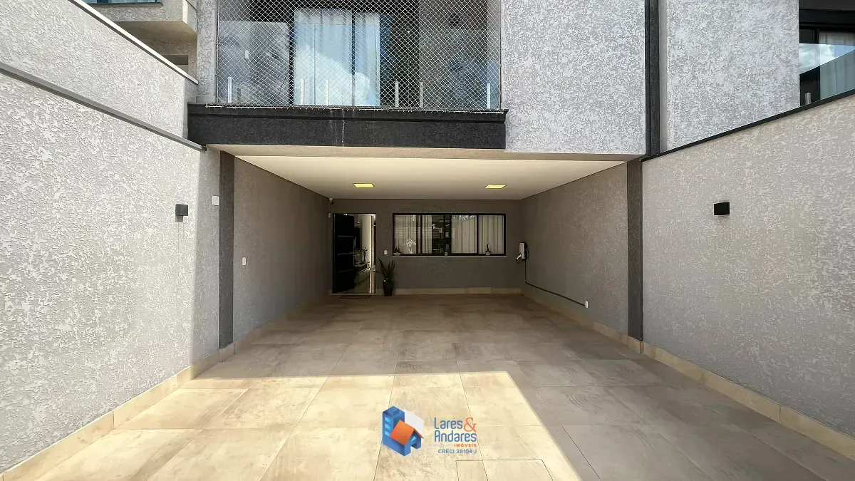 Imagem Sobrado para venda em Vila Pirituba com 4 quartos, sendo 2 suítes, 190m²