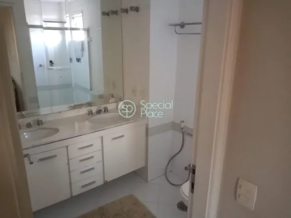 Imagem Lindo edifício, apartamento bem amplo, pronto para morar, andar alto com ótima varanda, 170 metros...