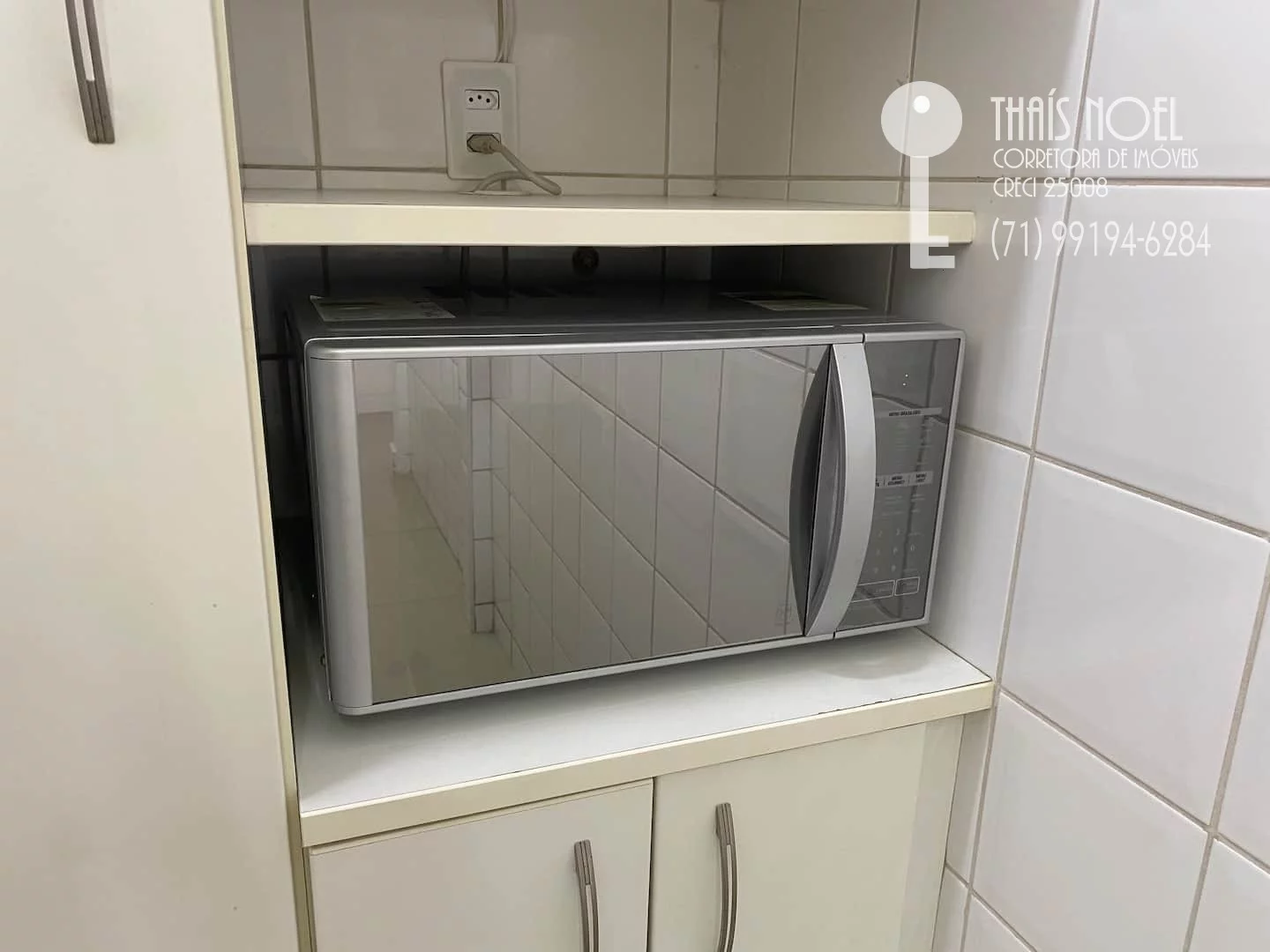Imagem APARTAMENTO QUARTO E SALA MOBILIADO NA BARRA AO LADO DO CIRCUITO DE CARNAVAL (ACOMODA ATÉ 4 PESSOAS)