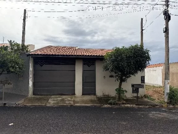 Foto do imóvel Oportunidade Única em MONTE ALTO - SP | Tipo: Casa | Negociação: Leilão | Situação: Imóvel em RUA WALTER DE OLIVEIRA (WALTER BAMBÚ)
