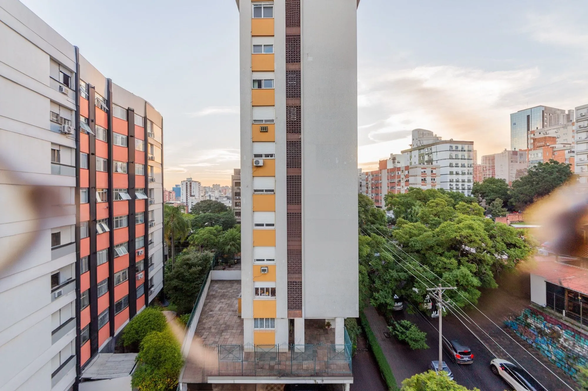 Imagem Apartamento com 2 suites, lavabo e 2 vagas de garagem no Bairro Rio Branco