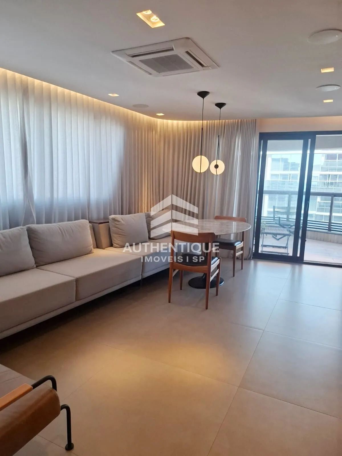 Imagem CYRELA BY PININFARINA - Apartamento Duplex no bairro Vila Olímpia à venda