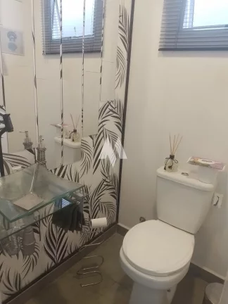Imagem Sobrado Residencial à venda com 4 dormitórios e piscina na Ponta da Praia em Santos/SP