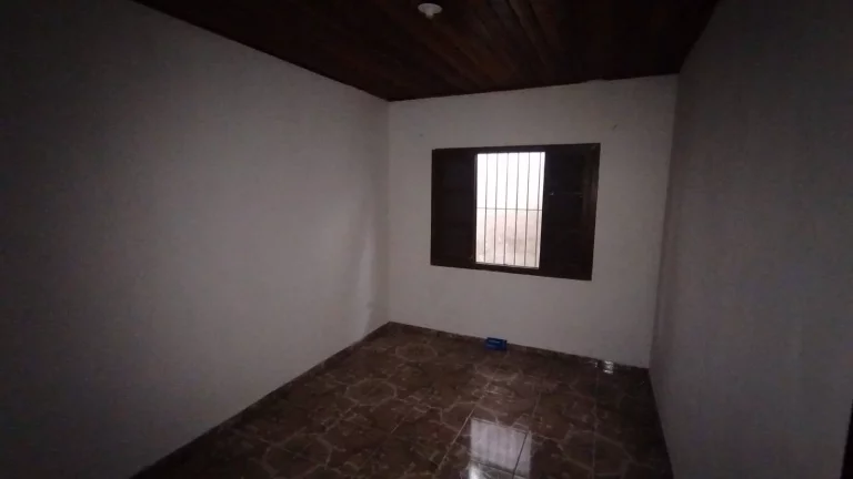 Imagem CASA PARA VENDA E/OU LOCAÇÃO NO BAIRRO INDAIÁ - CARAGUATATUBA