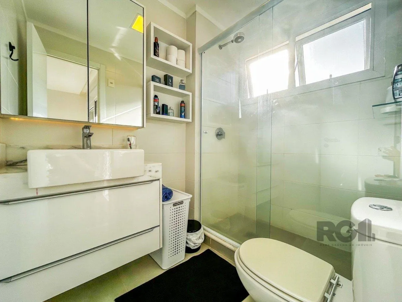Imagem Casa Condominio a Venda - 196.38m², 4 dormitórios, 2 suites, 2 vagas Vila Nova