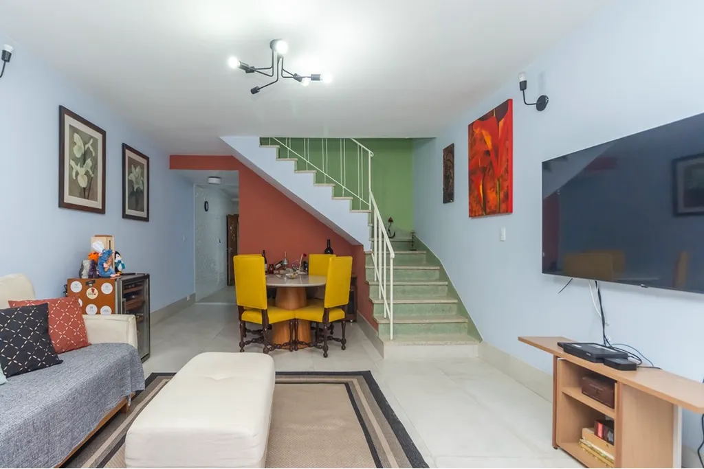 Imagem Casa à venda em São Paulo, Alto de Pinheiros, com 3 quartos, 145m2
