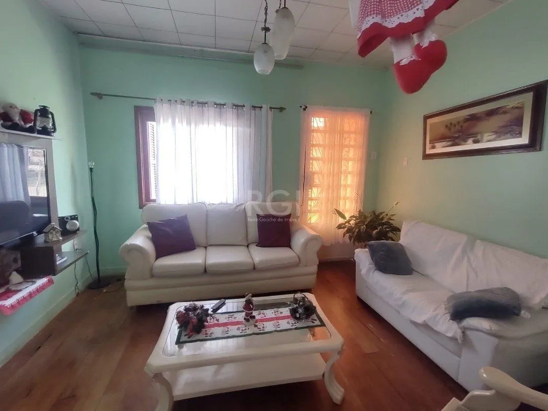 Imagem Casa para Venda - 265.1m², 3 dormitórios, 4 vagas - Guarujá