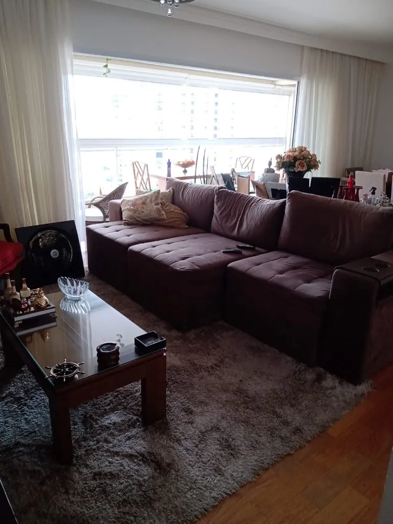 Apartamento de luxo com 4 quartos e 3 suítes à venda em São Paulo-SP, bairro Água Fria: 158m², 4 banheiros, 4 vagas de garagem.