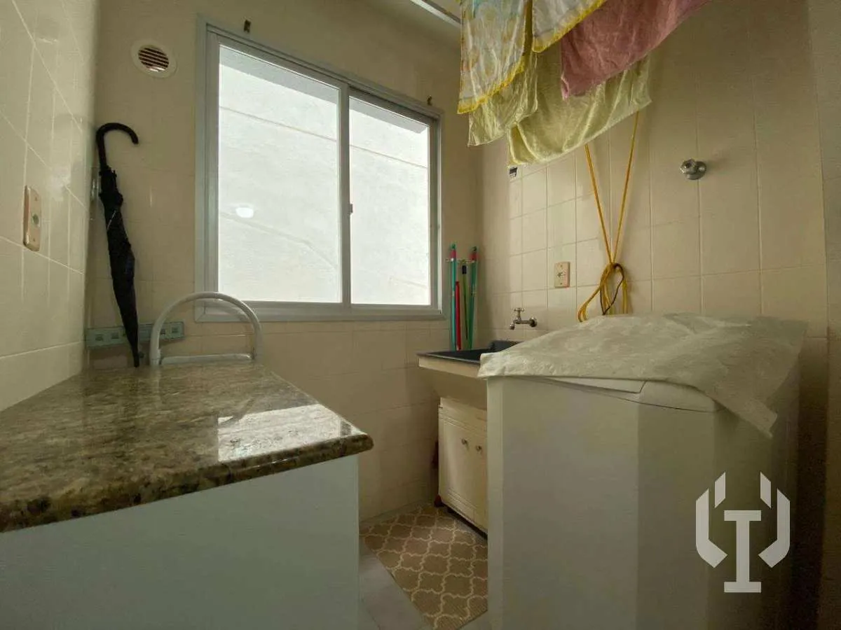 Imagem Apartamento à venda em Itapema, Meia praia, com 2 quartos, 70m2