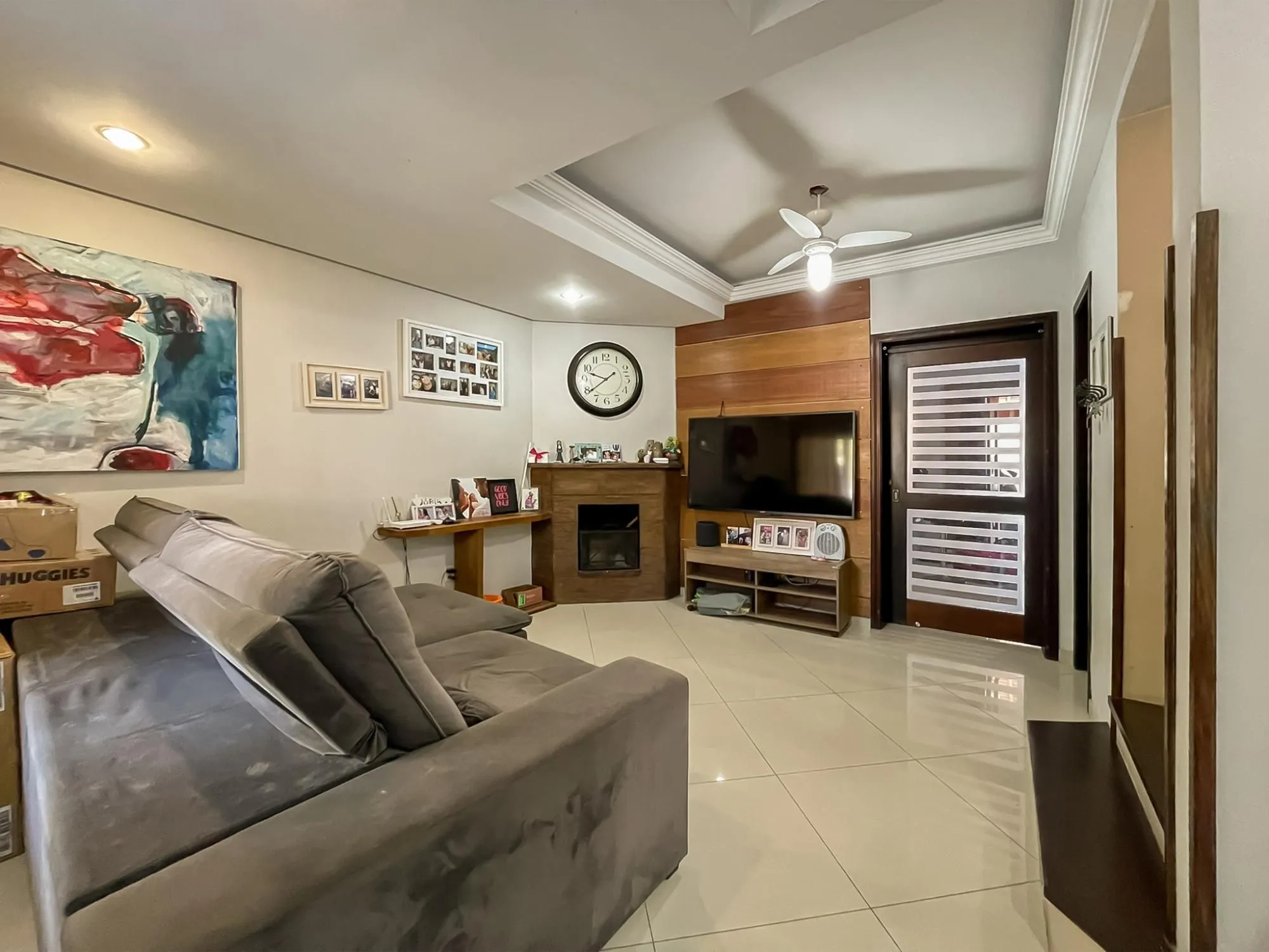 Imagem Excelente casa a venda com 3 dormitórios no bairro Tristeza em Porto Alegre.