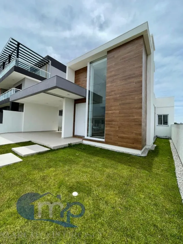 Imagem Casa á venda com 3 dormitórios na praia Bela Torres em Passo de Torres/SC