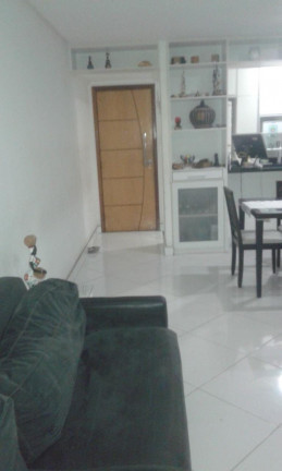 Imagem Apartamento com 2 Quartos à Venda, 81 m² em Imbuí - Salvador