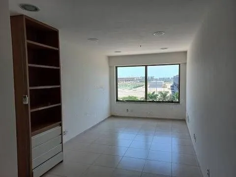 Foto do imóvel Sala comercial à venda em Rio de Janeiro/RJ em Avenida Embaixador Abelardo Bueno