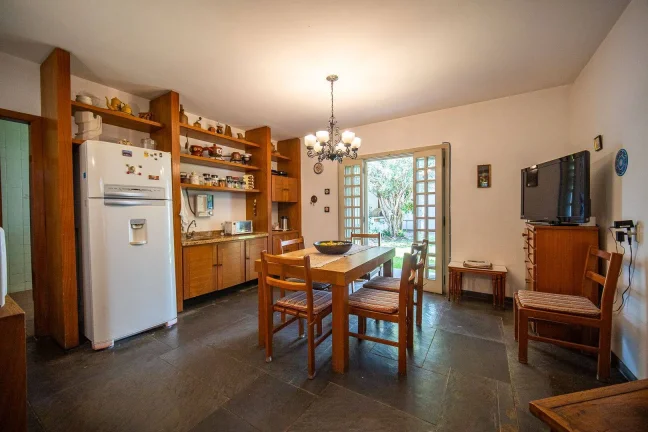 Imagem Casa 5 suítes à venda, 756 m² por R$ 2.300.000 - Chácara Eliana - Cotia/SP