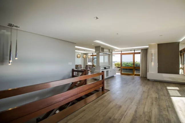 Imagem Cobertura Duplex de 3 dormitórios 435 metros quadrados e Piscina Privativa no Centro de N. Hamburgo