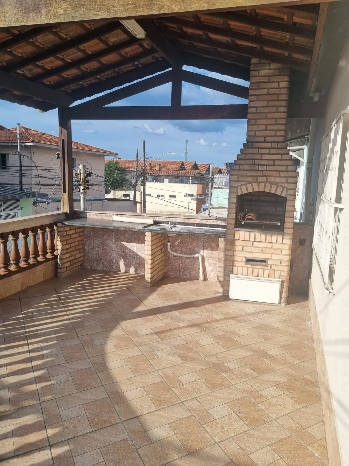 Imagem VENDO LINDO SOBRADO NO RESIDENCIAL INGAÍ!