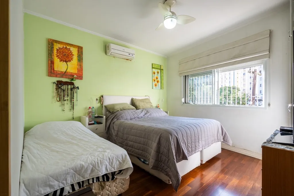 Imagem Casa à venda em São Paulo, Vila Mariana, com 3 quartos, 212m2