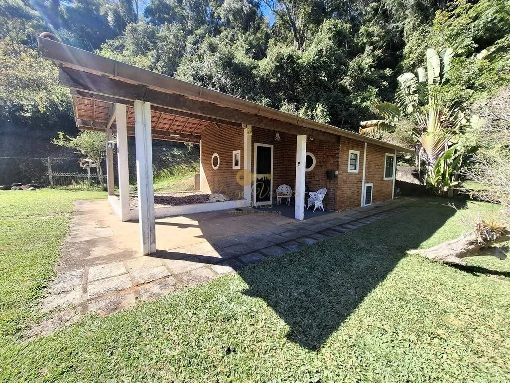 Imagem Casa para Venda em Teresópolis / RJ no bairro Albuquerque