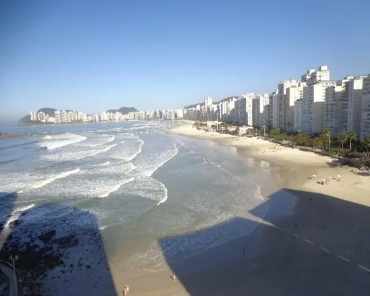 Imagem Apartamento à venda no Guarujá na Praia das Pitangueiras