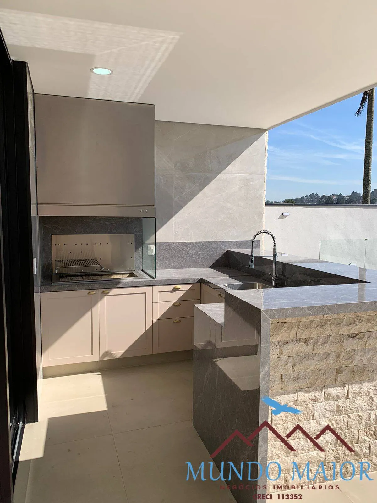 Imagem Casa de Condomínio com 4 Quartos e 4 suites à Venda, ²por R$ 4.800.000.00!