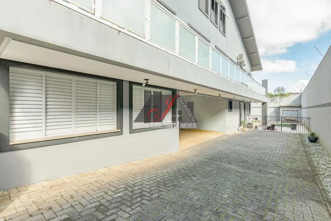 Imagem Casa Alto Padrão à venda, Bairro Campo Comprido em Curitiba/PR.